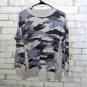 NWOT Aerie Camo Side-Slit crewneck